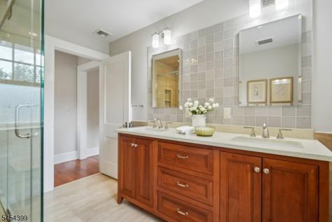 24 Beekman Terrace Summit NJ 07901