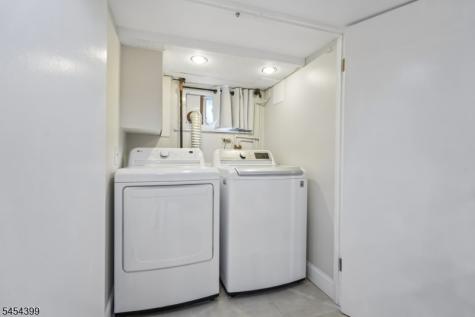 24 Beekman Terrace Summit NJ 07901