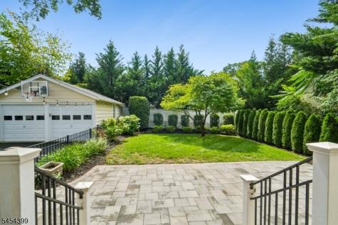24 Beekman Terrace Summit NJ 07901