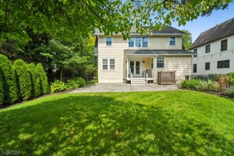 24 Beekman Terrace Summit NJ 07901