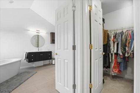 14 Old Warson Court Montgomery NJ 08558