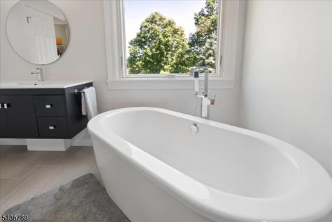 14 Old Warson Court Montgomery NJ 08558