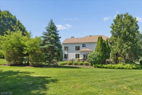 14 Old Warson Court Montgomery NJ 08558
