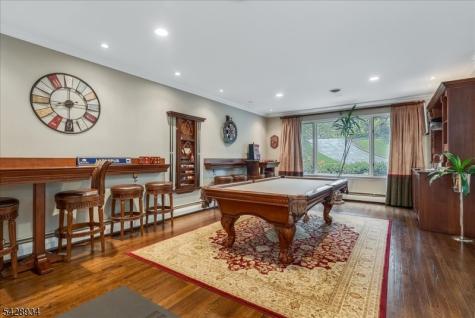 63 Skylark Road Springfield NJ 07081