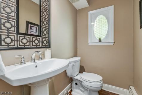63 Skylark Road Springfield NJ 07081