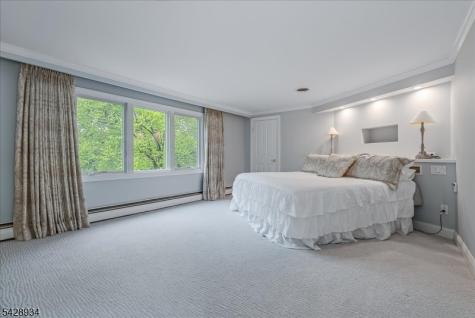 63 Skylark Road Springfield NJ 07081