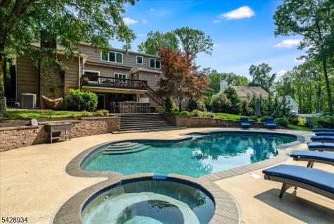 63 Skylark Road Springfield NJ 07081