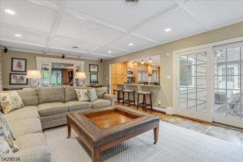 63 Skylark Road Springfield NJ 07081