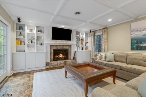 63 Skylark Road Springfield NJ 07081