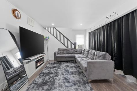 128 Carolina Avenue Newark NJ 07106