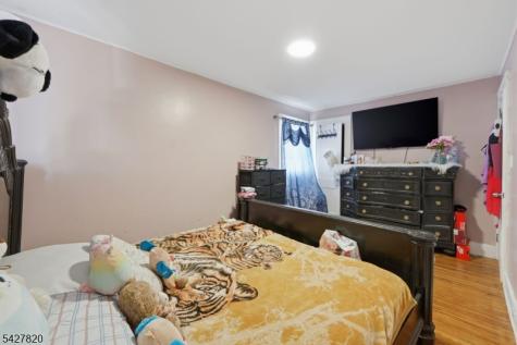 128 Carolina Avenue Newark NJ 07106