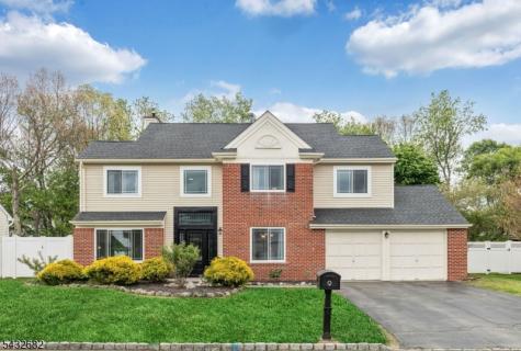 9 Fox Chase Road Jefferson NJ 07438