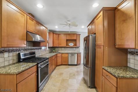 8 Sheridan Avenue West Orange NJ 07052
