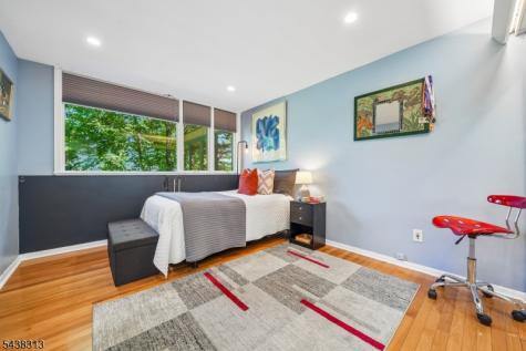 21 Sheffield Terrace West Orange NJ 07052