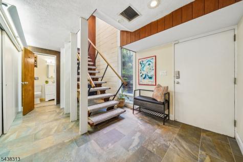 21 Sheffield Terrace West Orange NJ 07052