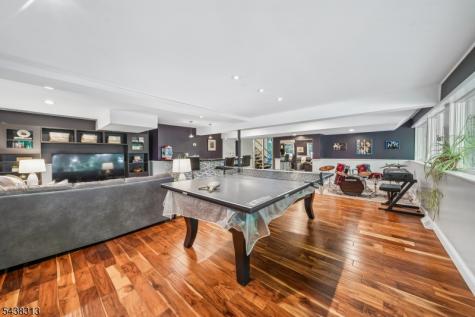 21 Sheffield Terrace West Orange NJ 07052