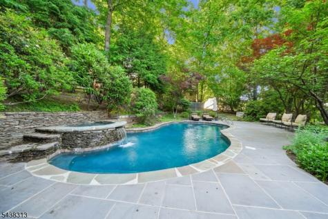 21 Sheffield Terrace West Orange NJ 07052