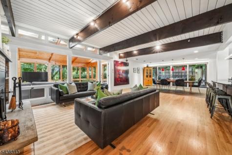 21 Sheffield Terrace West Orange NJ 07052