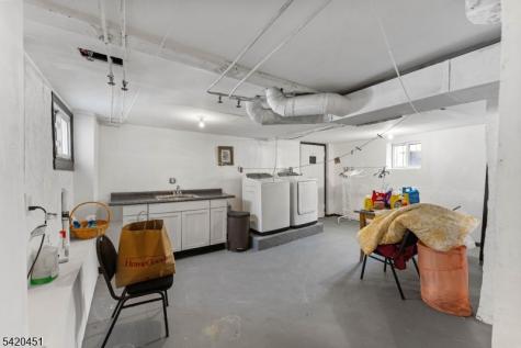 150 W 5th Avenue Roselle NJ 07203