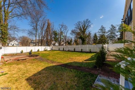 150 W 5th Avenue Roselle NJ 07203