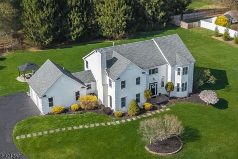 11 Wilson Way Raritan NJ 08551