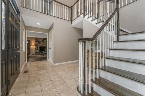11 Wilson Way Raritan NJ 08551