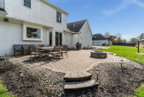11 Wilson Way Raritan NJ 08551