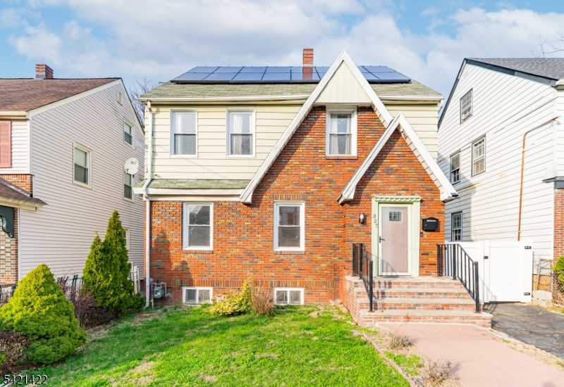 327 Field Place Hillside NJ 07205