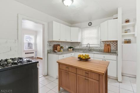 327 Field Place Hillside NJ 07205