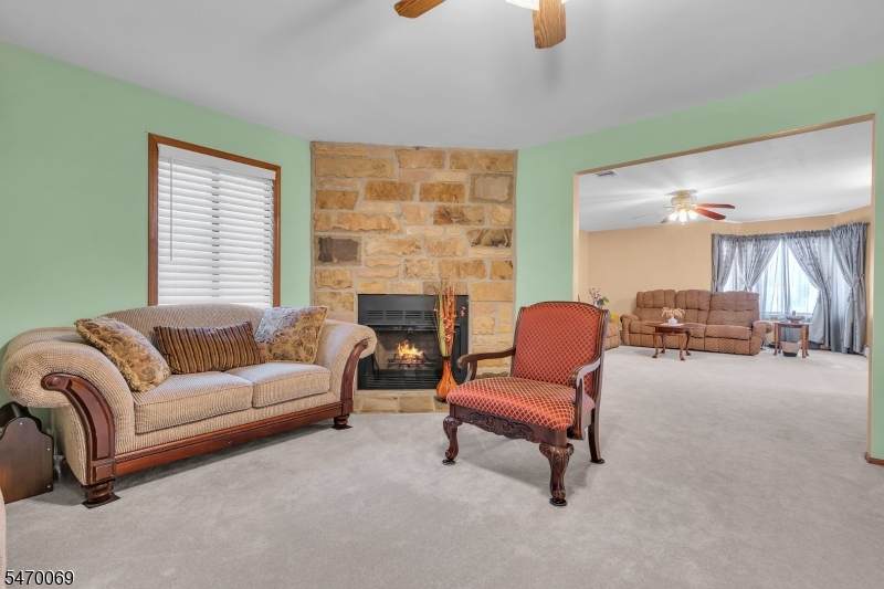 85 Knob Hill Road Washington NJ 07840