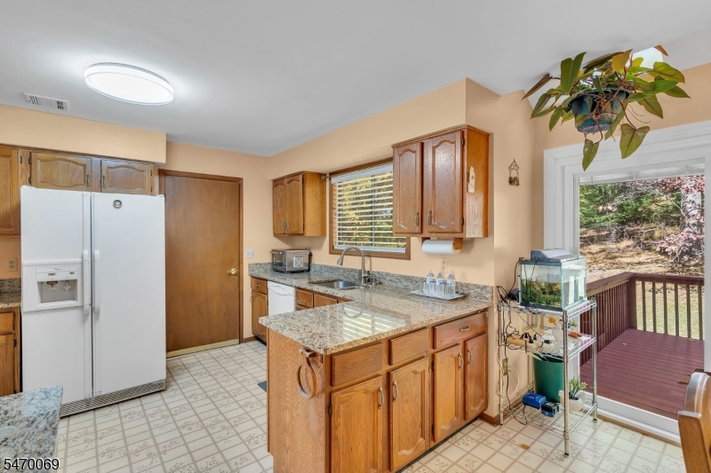 85 Knob Hill Road Washington NJ 07840