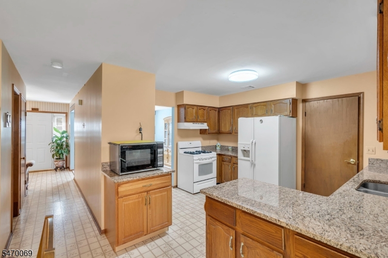 85 Knob Hill Road Washington NJ 07840