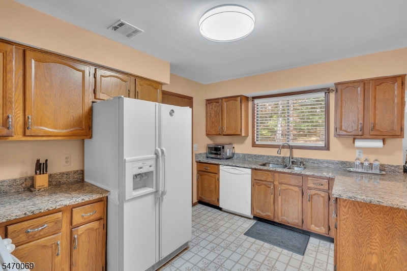 85 Knob Hill Road Washington NJ 07840