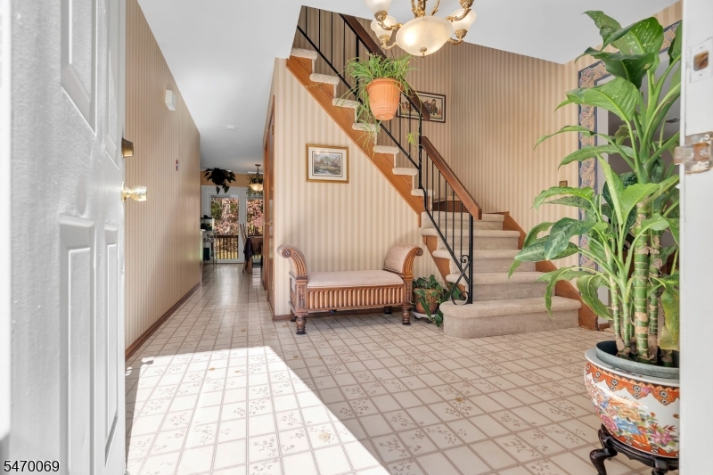 85 Knob Hill Road Washington NJ 07840