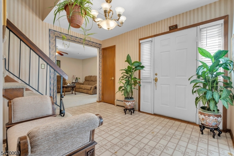 85 Knob Hill Road Washington NJ 07840