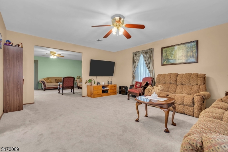 85 Knob Hill Road Washington NJ 07840