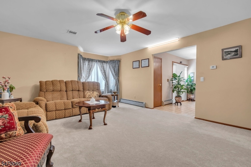 85 Knob Hill Road Washington NJ 07840