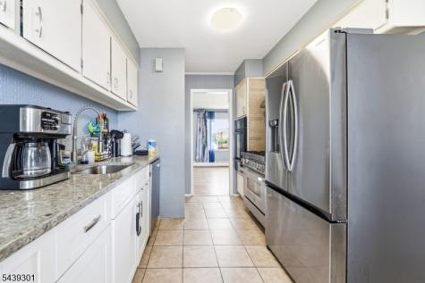 2530 Stillwell Road Union NJ 07083