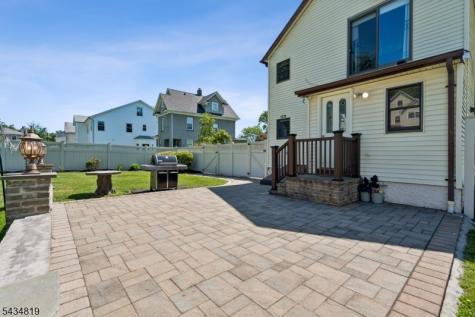 624 Downer Street Westfield NJ 07090