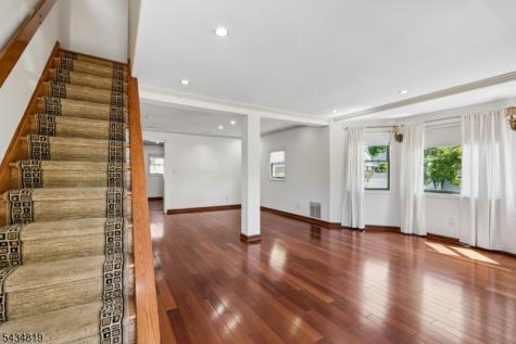 624 Downer Street Westfield NJ 07090