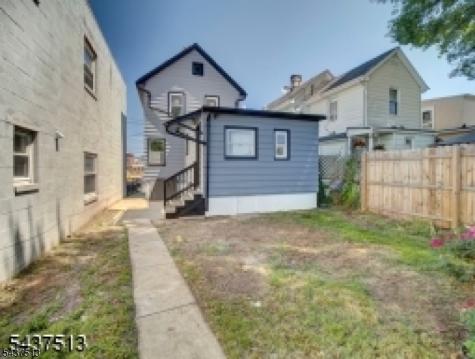 626 Tremont Avenue City Of Orange NJ 07050