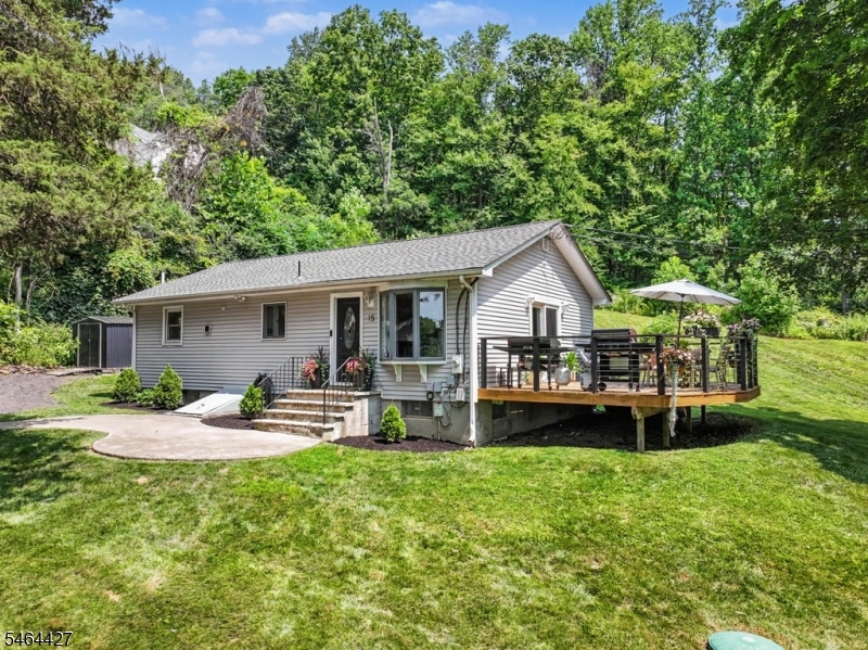 15 Phlox Terrace Vernon NJ 07418