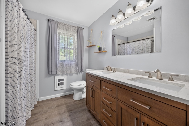 15 Phlox Terrace Vernon NJ 07418