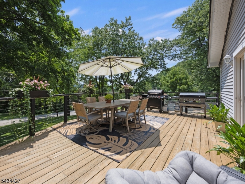 15 Phlox Terrace Vernon NJ 07418