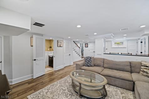 1012 Falls Terrace Union NJ 07083