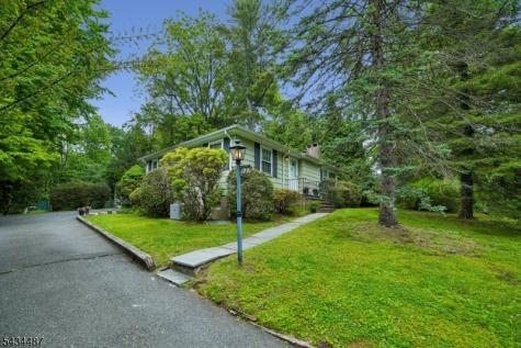 137 Beekman Road Summit NJ 07901