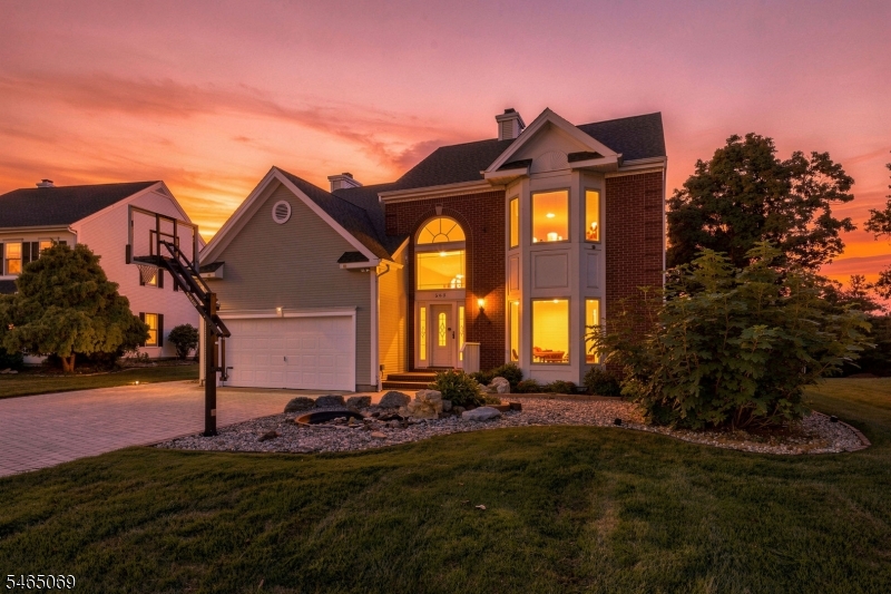 563 Buckingham Drive Piscataway NJ 08854