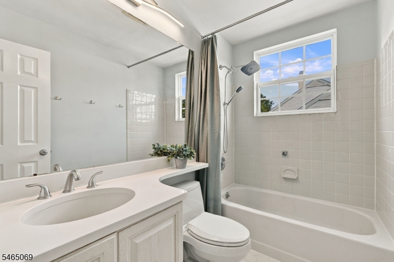 563 Buckingham Drive Piscataway NJ 08854