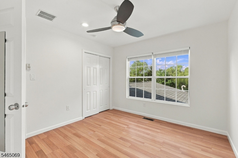 563 Buckingham Drive Piscataway NJ 08854