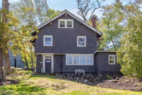 3 Oak Ridge Avenue Summit NJ 07901